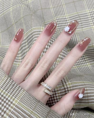 2022年春天最好看的美甲,春日最新款美甲