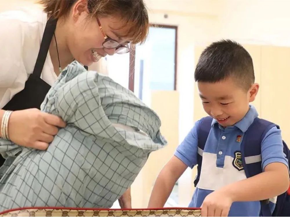 “三最”住区提品质，新鸥鹏文教服获“中国物业百强”TOP26