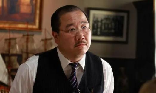 英如镝妈妈梁欢和宋丹丹,梁欢的老公是谁