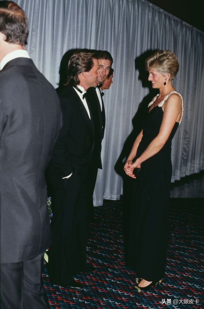 戴安娜王妃最美的十张照片,戴安娜年轻时的照片