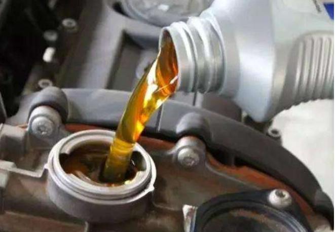 机油里程数到了需要马上更换吗,时间没到公里数到了该不该换机油