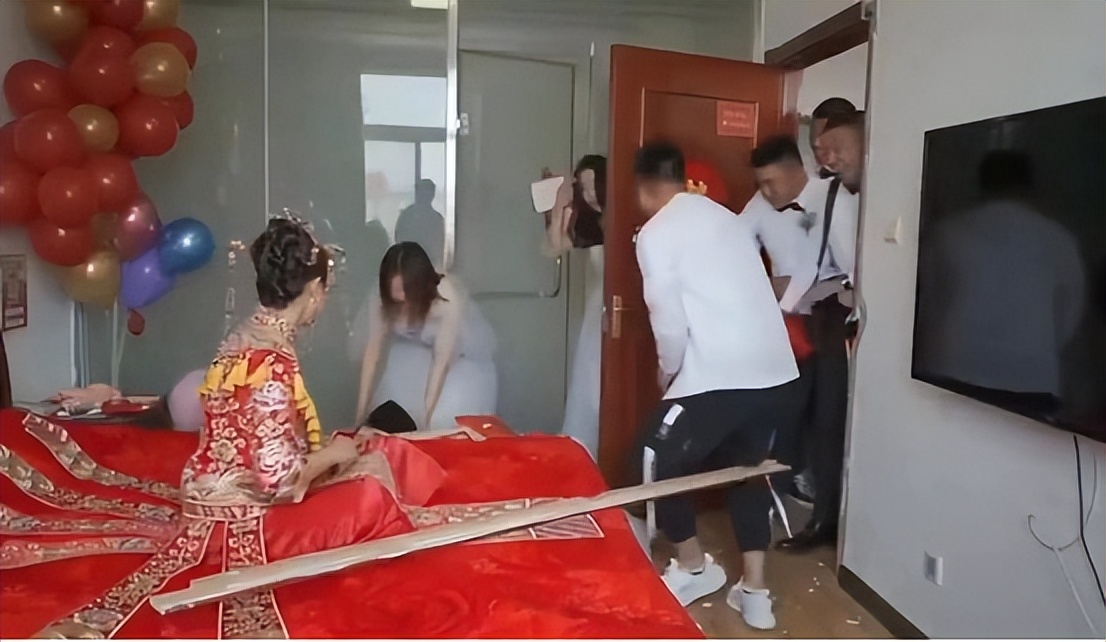 太原闹婚新郎打架后续,青岛伴娘恶性闹婚事件