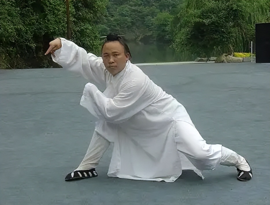 古人锻炼身体器械,中国古代健身术的特点和原因