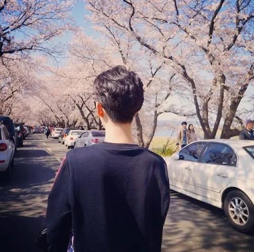 爱上一个夜店女孩有真爱吗,如果你爱上夜场女人请不要伤害她