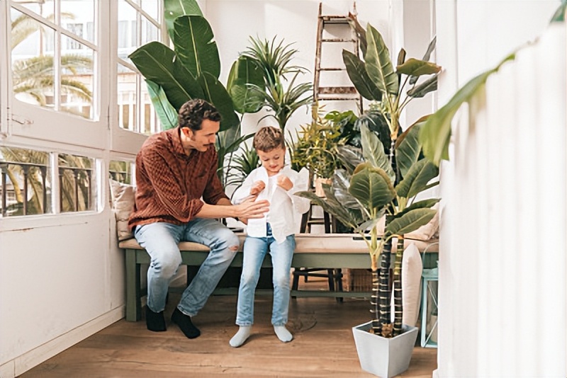 春季入园幼儿穿衣指南培训心得,幼儿园春季提醒幼儿穿衣温馨提示