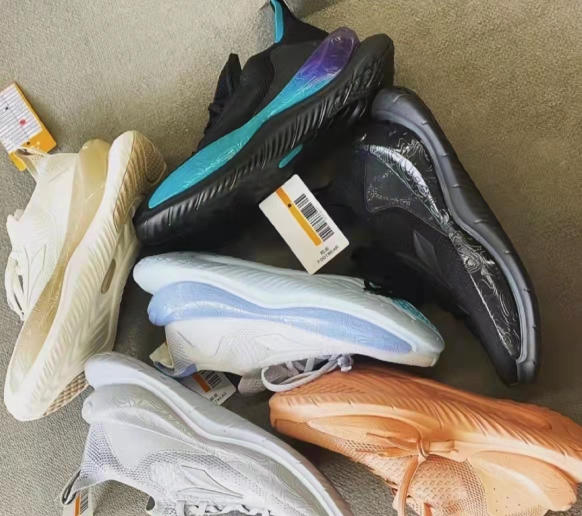 黑马来袭！361度后卫鞋帅翻，洞洞鞋好评，休闲款撞脸库里8？