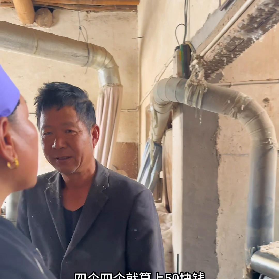 妈妈将对弟弟的母爱网进了棉花里，棉花有缠～绵的寓意，棉...