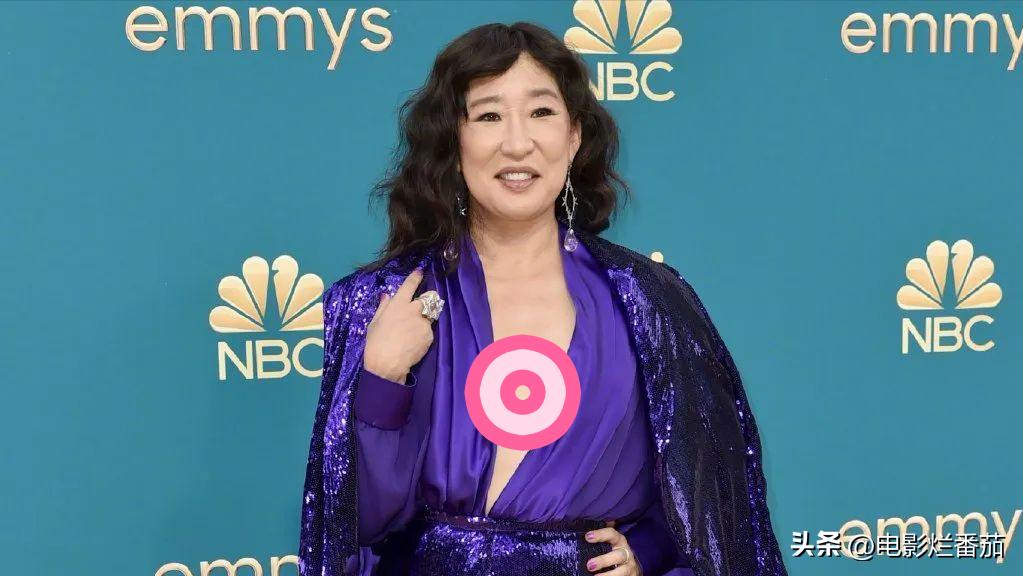 艾美奖红毯怪奇物语,艾美奖红毯走法