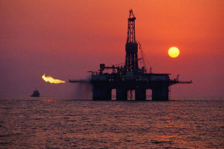 有奶就是娘!多国石油减产后,日本果断抛弃美国,直奔俄油气而去