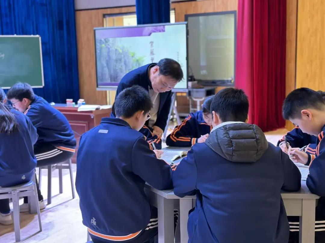 【卓越鹿鸣·示范引领】特邀八方宾朋，共研主题教学