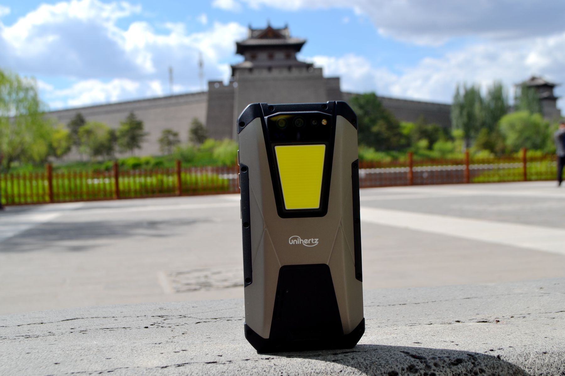 三防手机当随身wifi,三防手机能当普通手机用吗