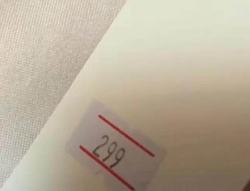 江苏买卫衣女孩,去实体店买卫衣