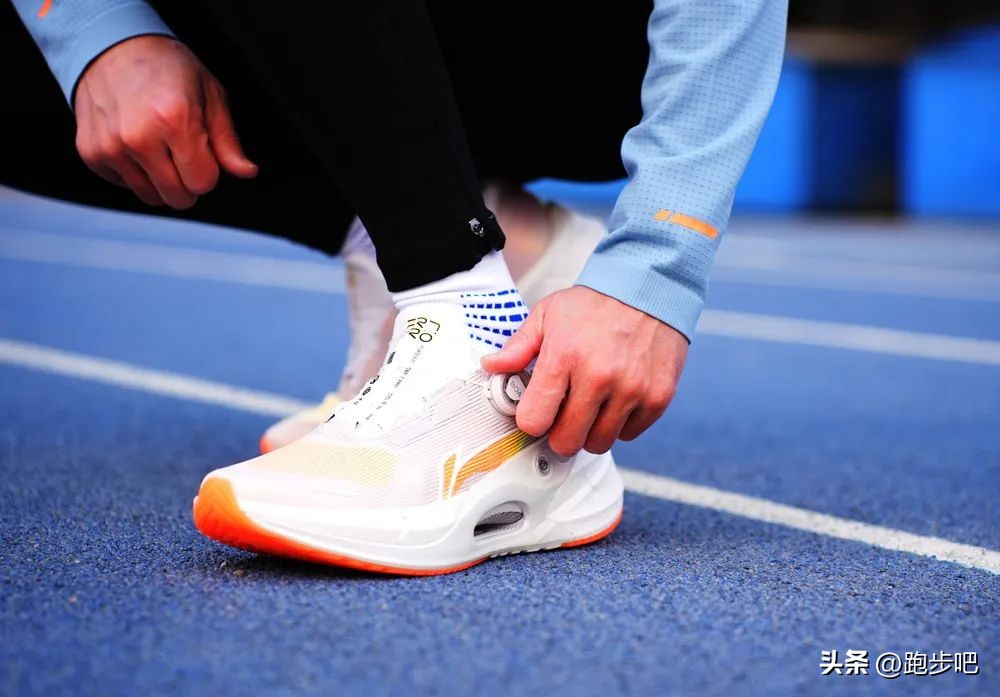 李宁烈骏7和7Pro配置,李宁烈骏7和烈骏7pro哪个好