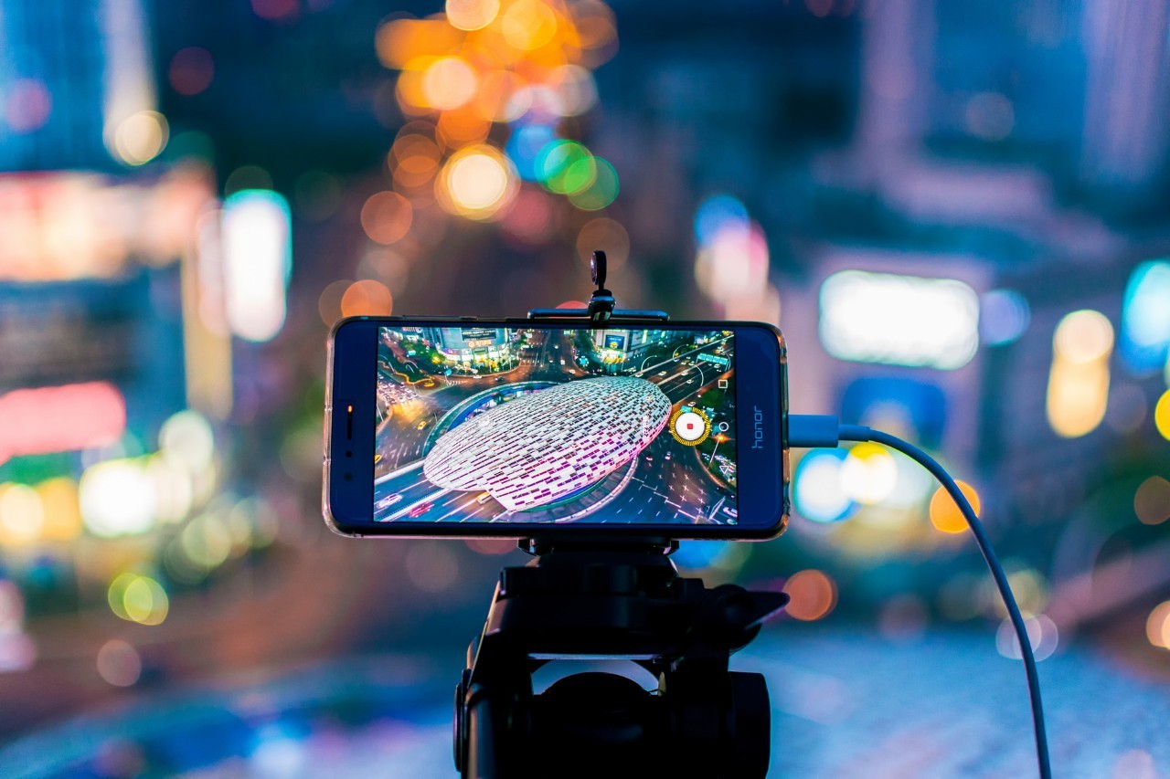 直播间里暗藏的甜蜜陷阱,直播间背后的秘密