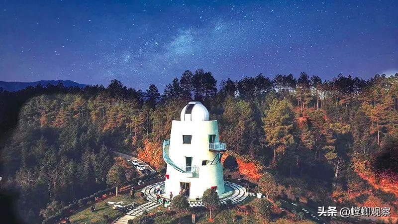 大山里的孩子仰望天空素材,大山深处的孩子视频