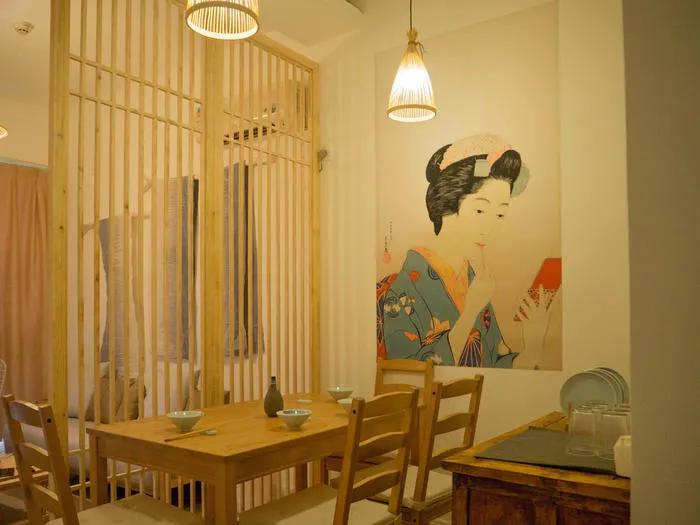 成都到青岛自驾游住宿攻略,成都旅游住宿攻略及费用