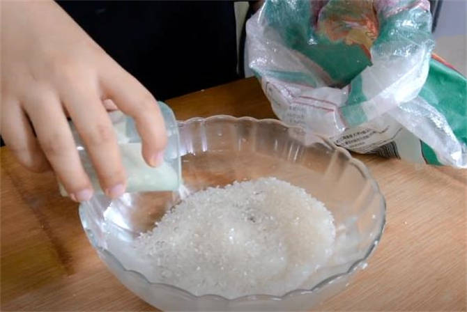 蒸米糕怎么做才松软好吃,如何做蒸米糕松软好吃