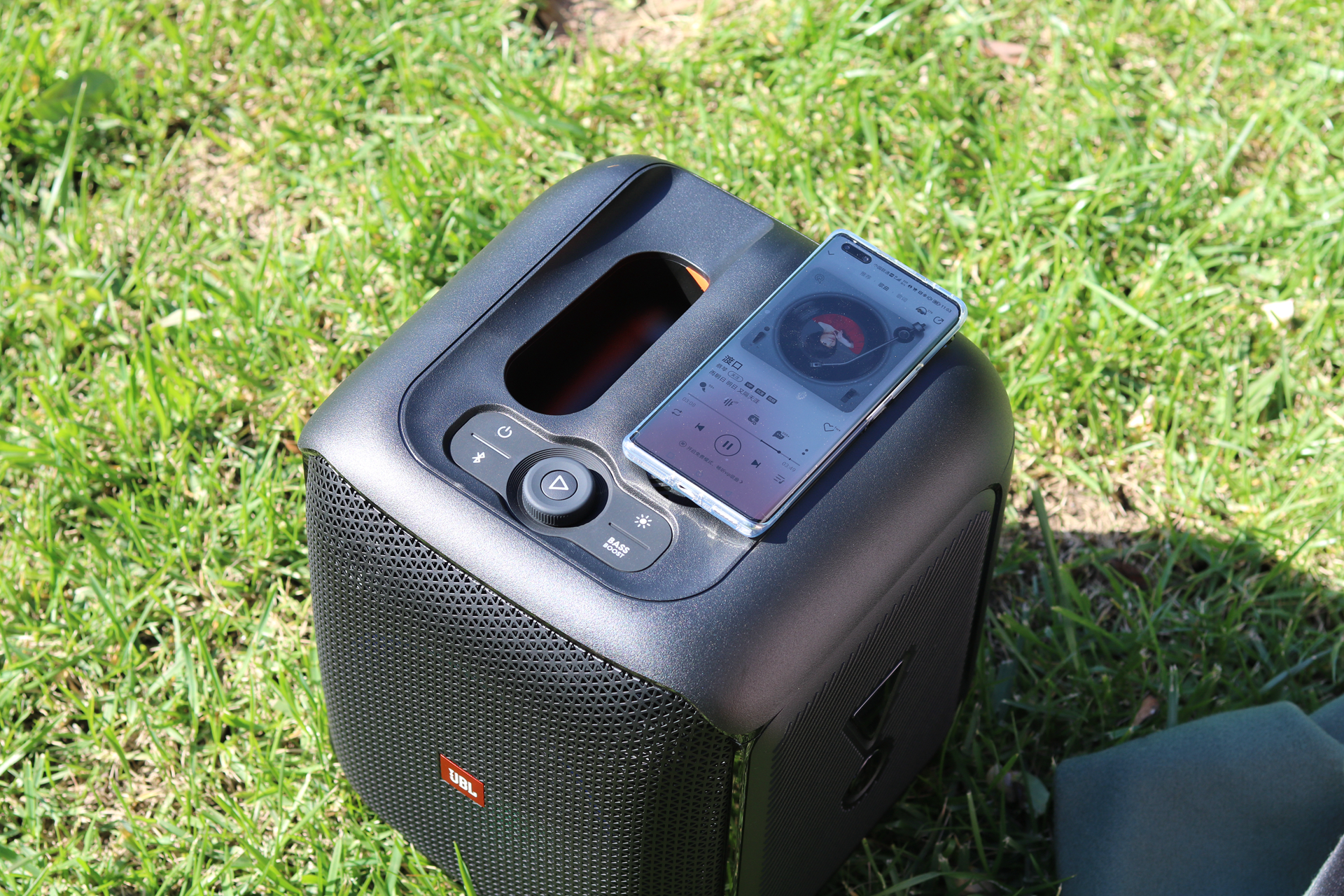 JBLPARTYBOX户外音响,jblpartybox蓝牙音箱怎么样