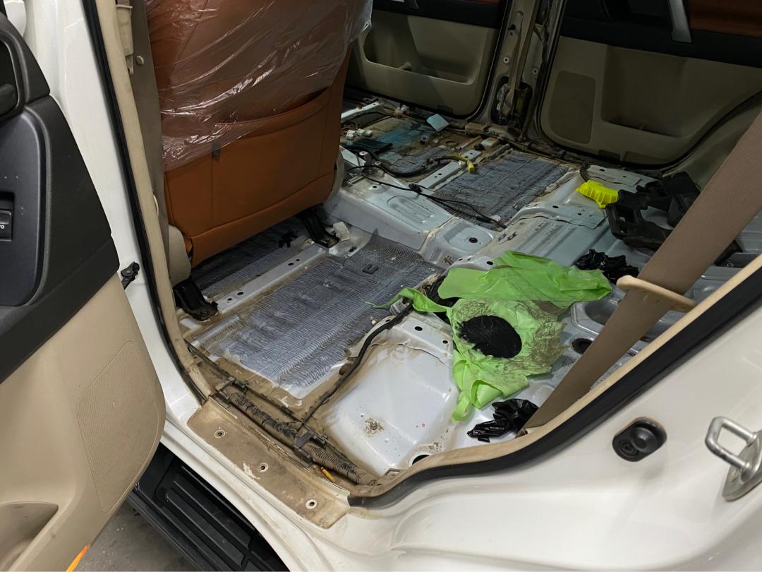 丰田霸道老车翻新升级好的出售,搞工地车翻新