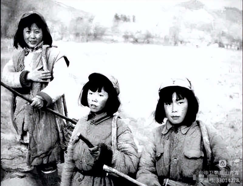 抗日战士的爱情故事,抗战老兵回忆抗日女兵