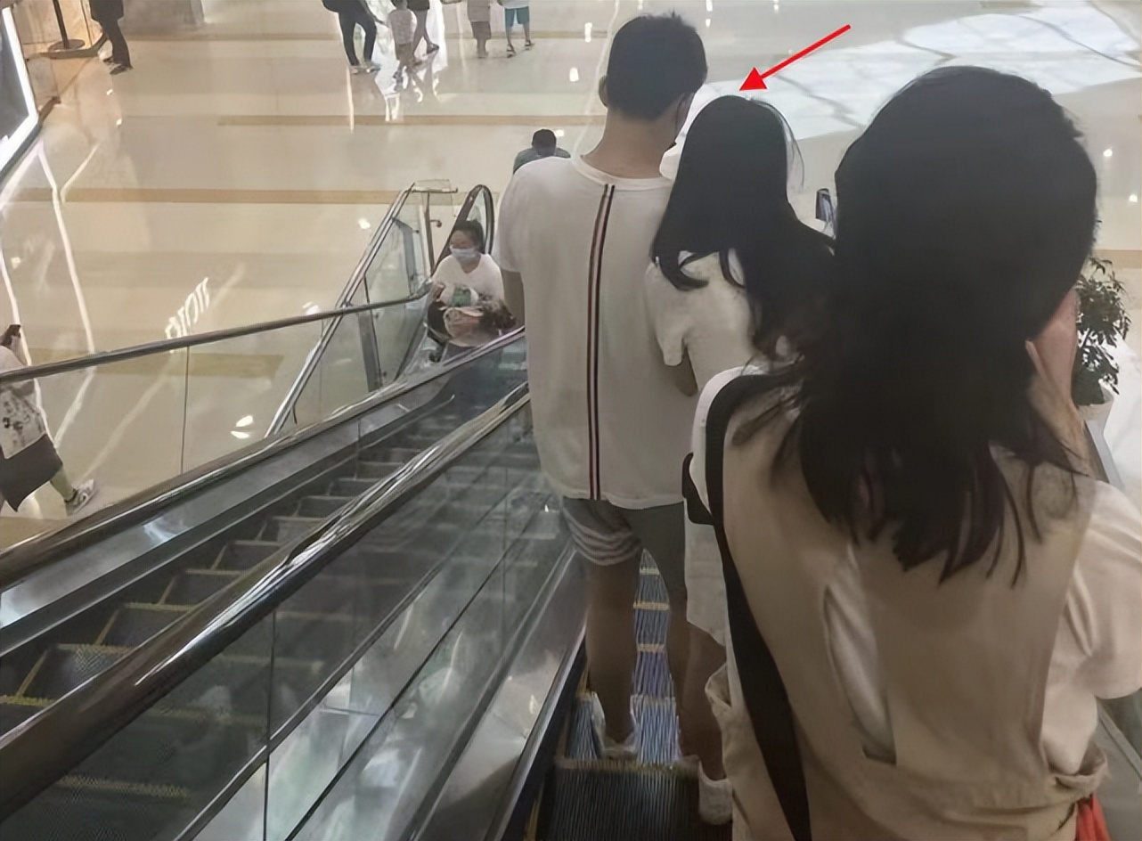 孙杨张豆豆恋爱细节,孙杨张豆豆高调秀恩爱