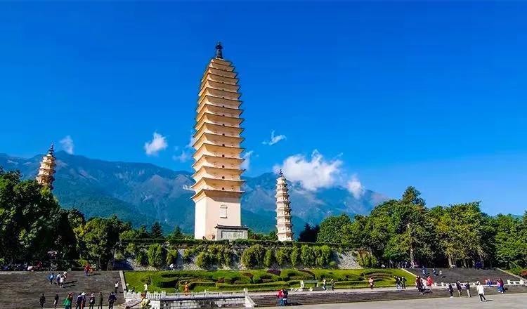 云南旅游避暑景点有哪些地方好耍,云南避暑美食胜地