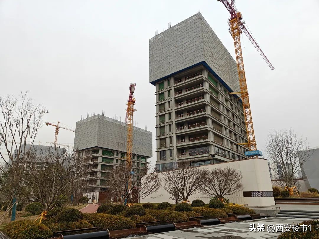 城市巅峰豪宅震撼登场,3亿顶级豪宅