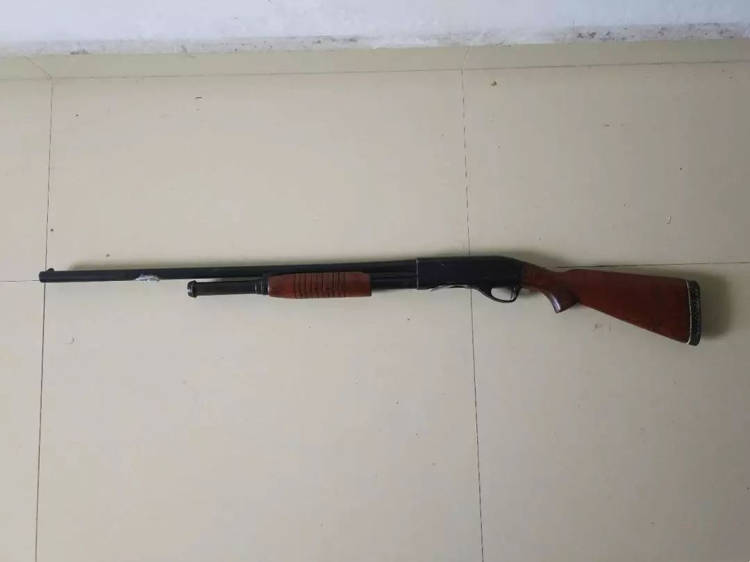 05年广东警察遭枪杀，为何群众放鞭炮庆祝，更有万人替凶手求情？