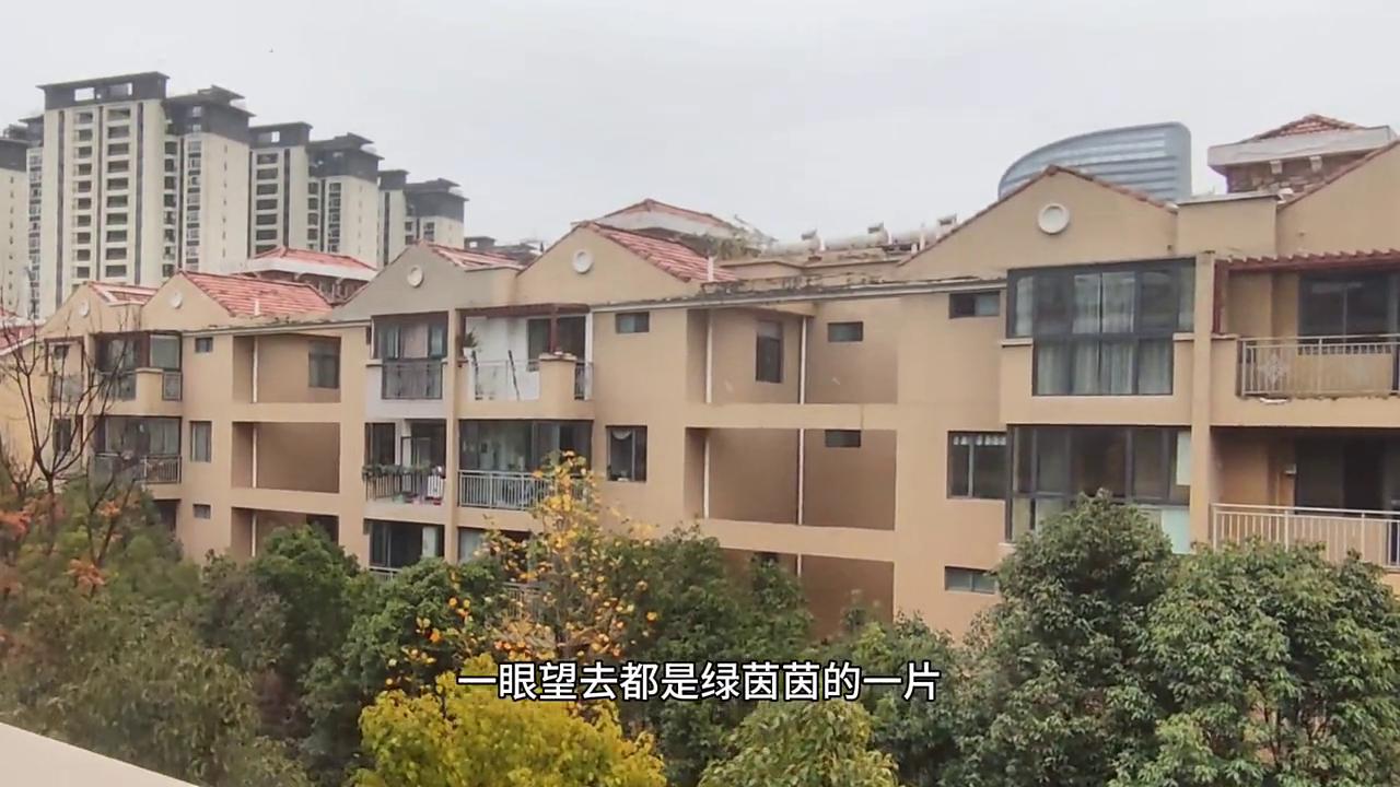 对房子有兴趣先过来看,对房子格局感兴趣