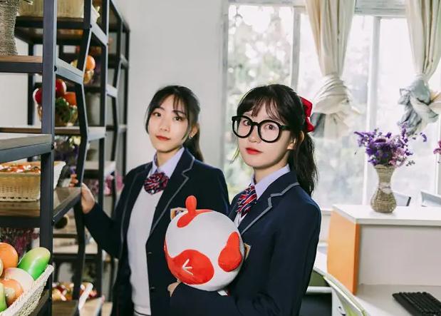 同样是女学生，读“技校”和读“高中”的区别多大，不是一点点