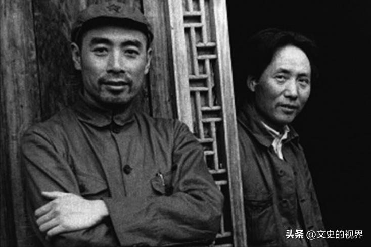 范桂霞：曾与周恩来假扮夫妻，1976年总理逝世，追悼会上她哭晕