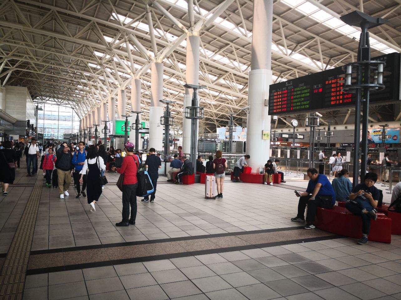 高雄真实的照片,中国台湾高雄市是一个怎样的地方