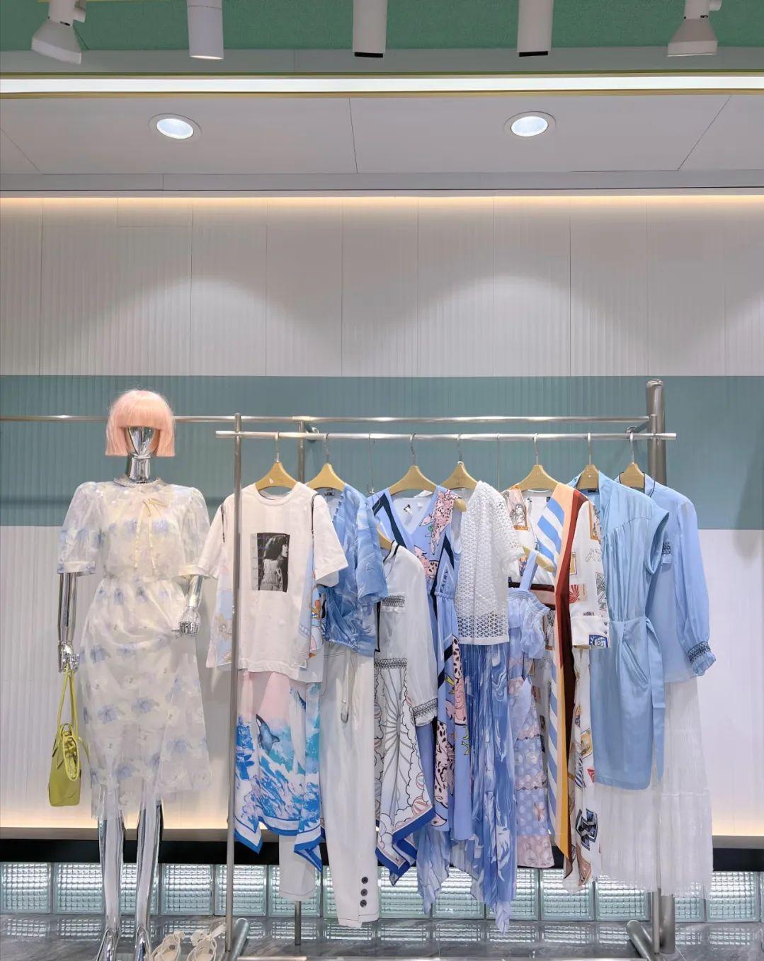 lily女装夏季连衣裙,lily女装针织衫连衣裙