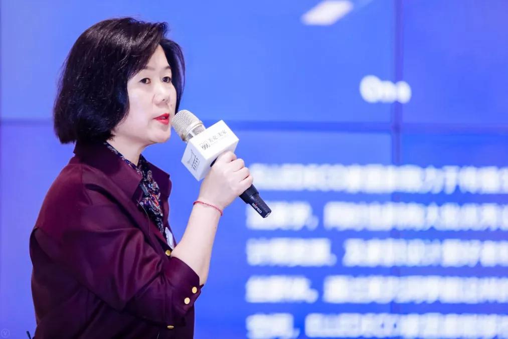 “疯狂大胆”的美克家居洞学馆如何颠覆传统家具店想象？