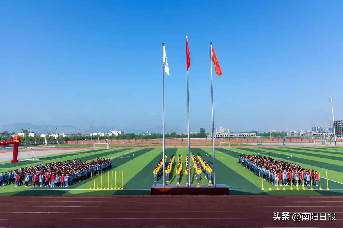 内乡复兴学校名字,内乡复兴学校河南省排行第几