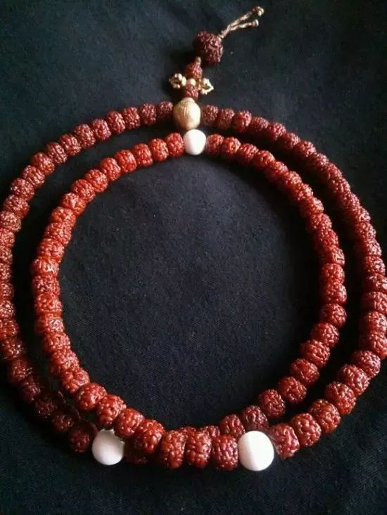 大尺寸藏式小金刚玉化包浆,藏式盘龙小金刚容易包浆吗