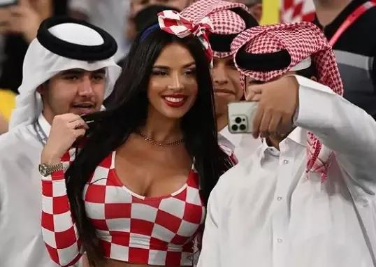 阿根廷世界杯夺冠之路天下足球,国际足球对阿根廷夺冠之路