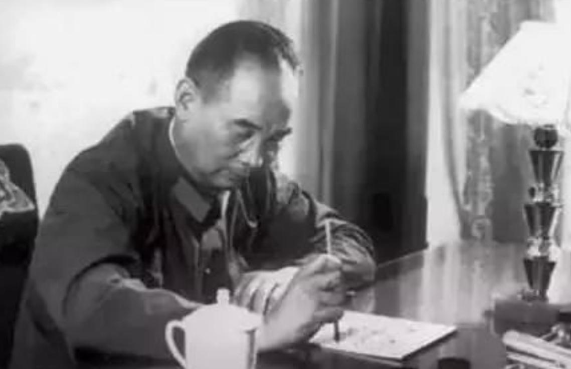 1985年大裁军,铁道兵领导不服,*小平邓**回应:头头不通,调头头