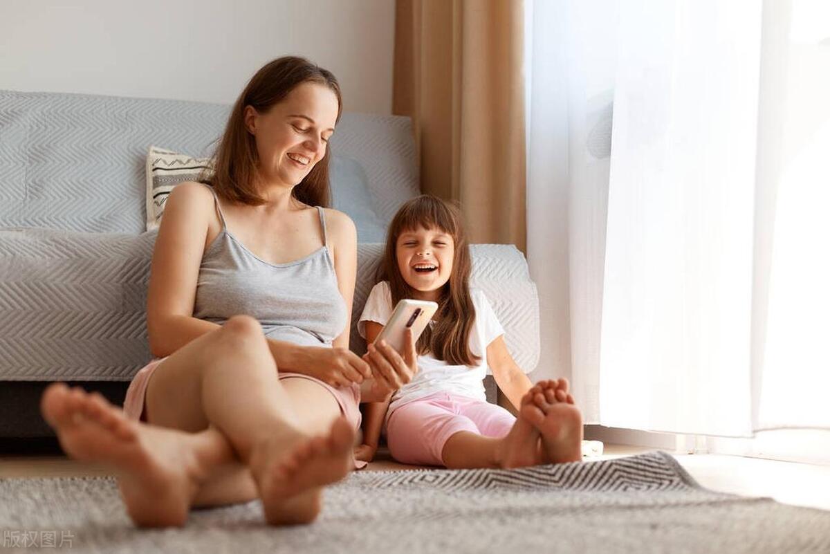 如何提高宝宝情商和社交能力,如何培养宝宝的沟通和社交能力