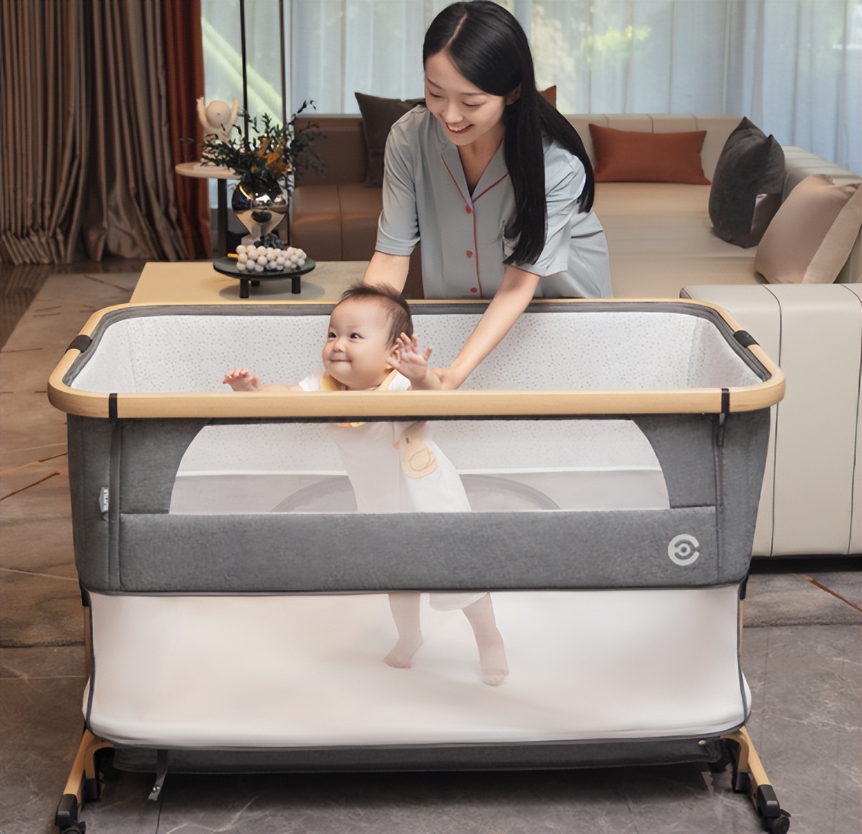 婴儿折叠床和木质床,婴儿床可折叠的好还是实木的好