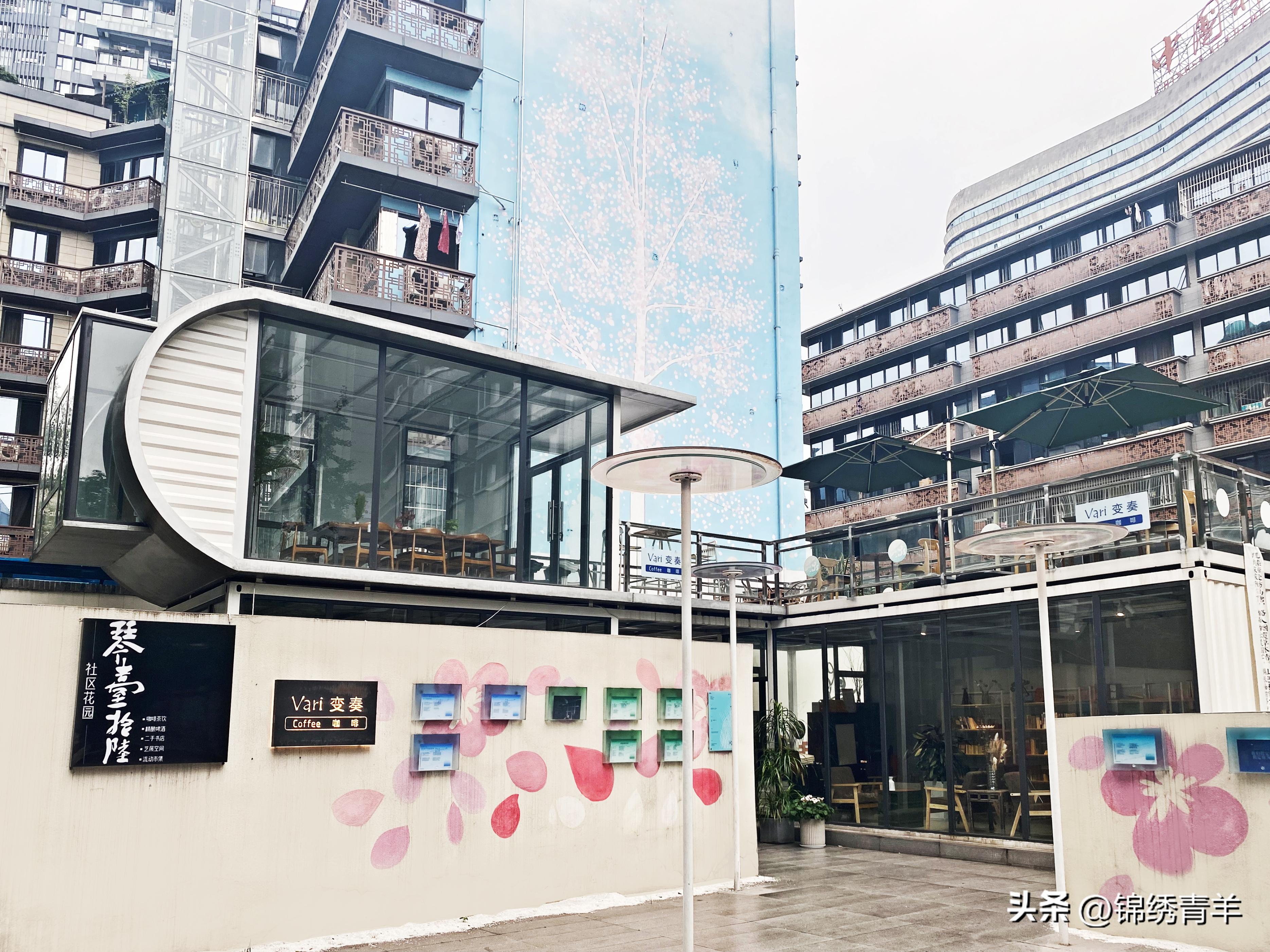 省医院旁闲置空间变咖啡店可看书可聚会可打发就医时间