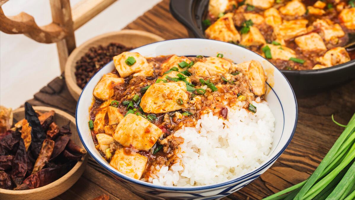 老外挑战中国四川菜,老外吃正宗四川菜