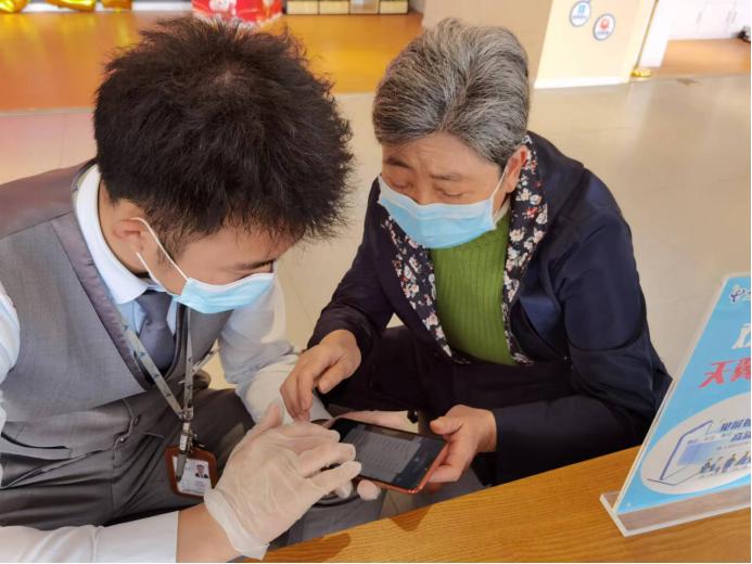 电信行业老年人服务内容,广东移动关爱老人服务举措