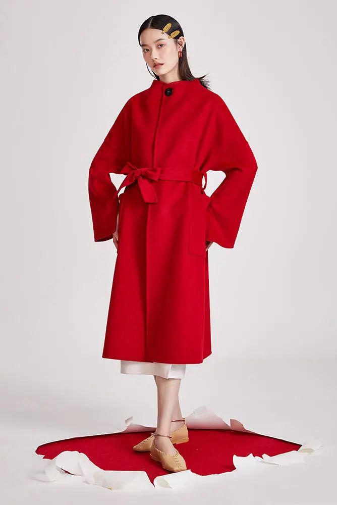 今年双面羊绒大衣流行什么颜色,今年最流行什么颜色的大衣