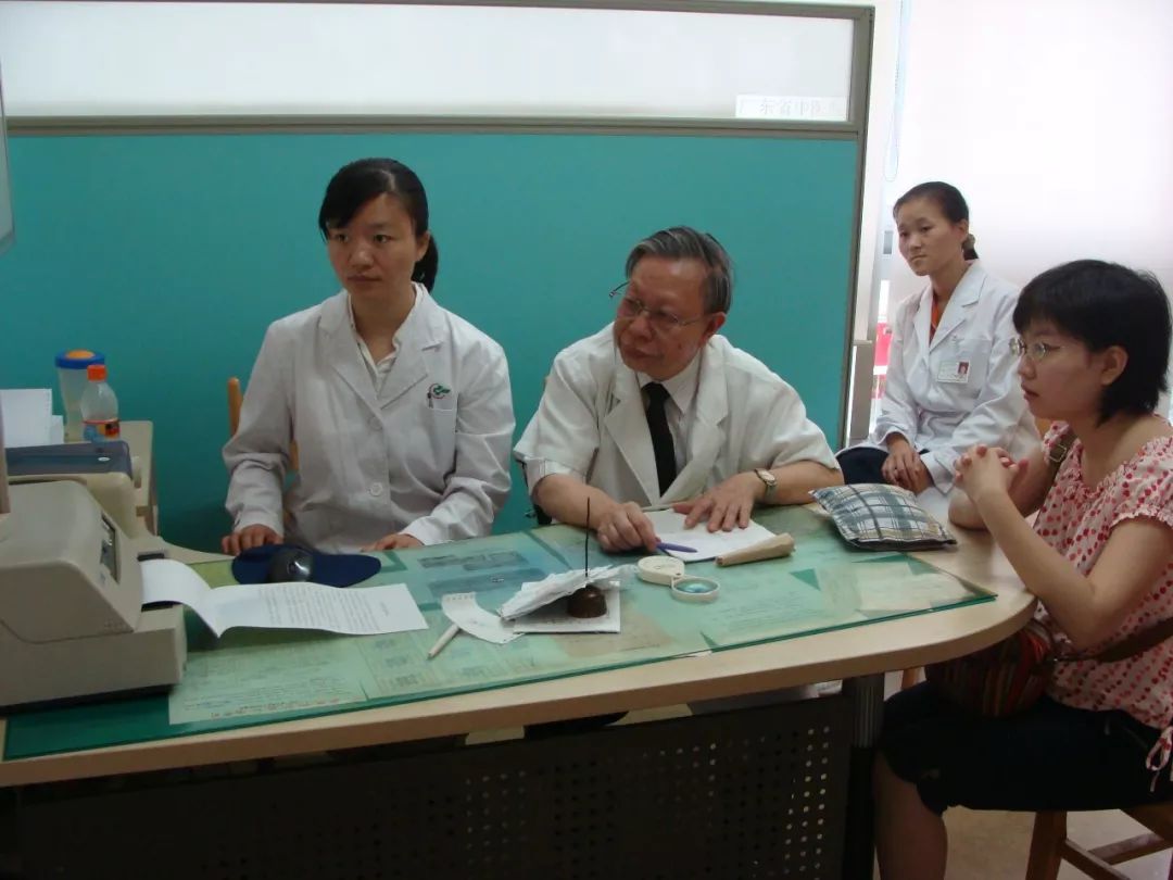 痰瘀阻络中风疏通经络中药方,中医治疗肺炎的临床效果