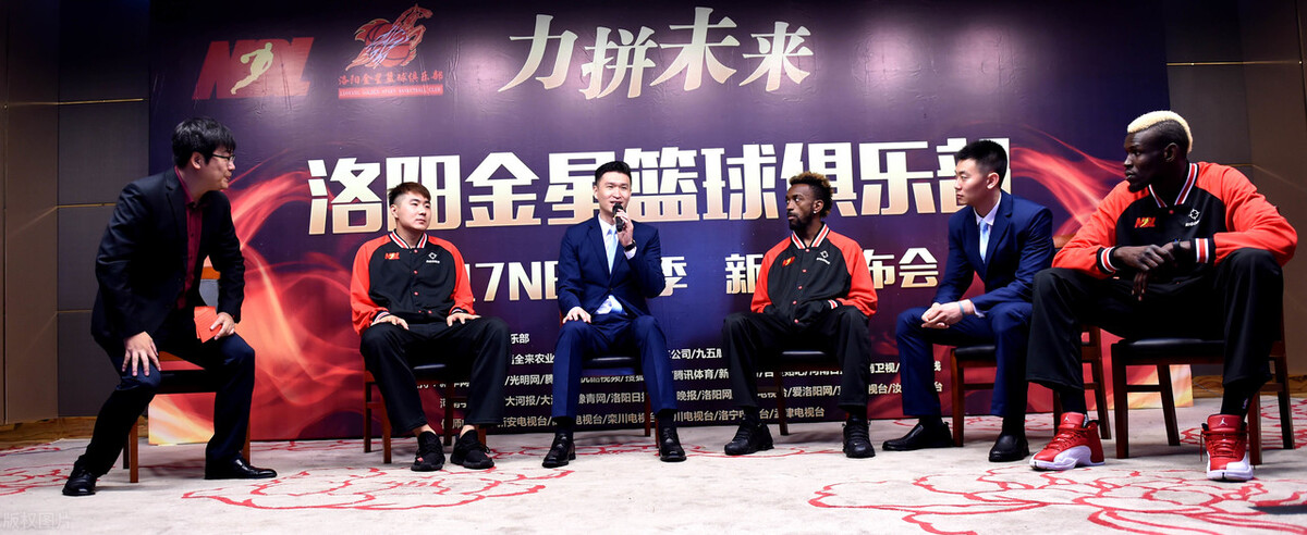 霍楠炮轰周琦完整版,霍楠炮轰徐静雨引群嘲