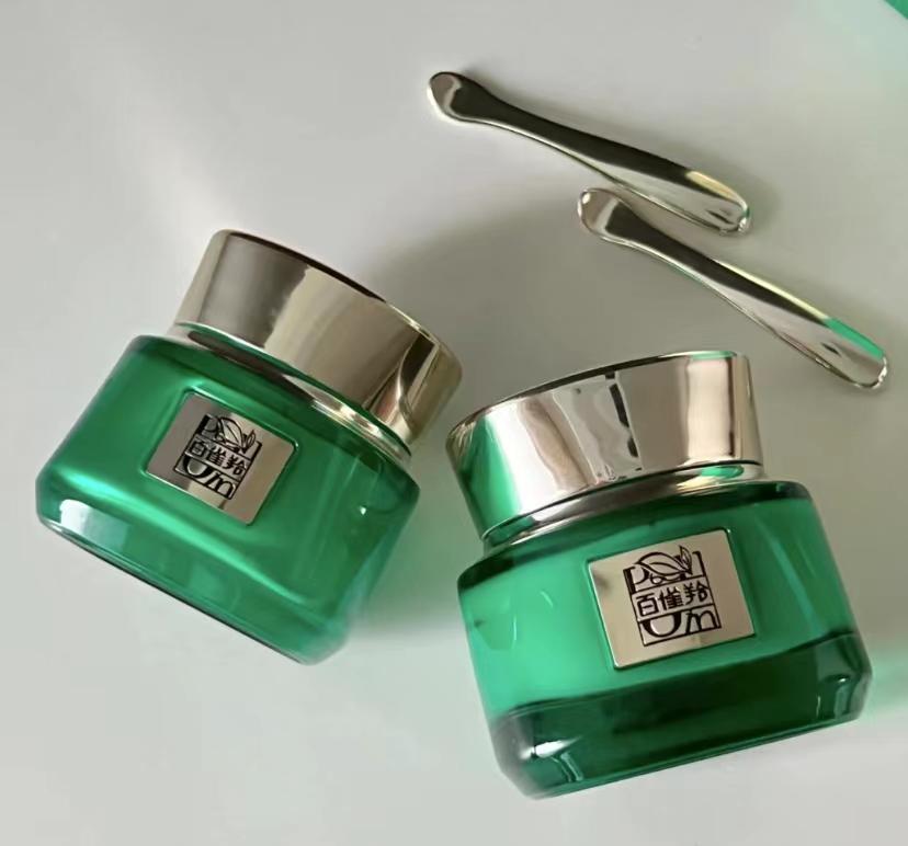 50岁女人面霜测评,50岁女人的高效抗皱面霜