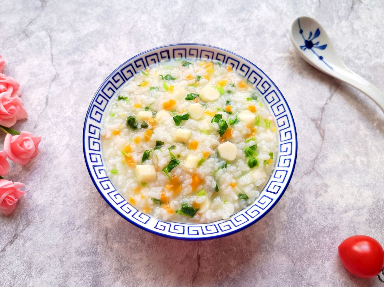 苹果小米胡萝卜山药粥有什么功效,家庭版山药玉米胡萝卜粥做法