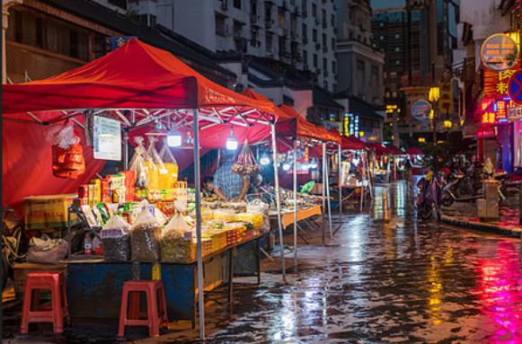 风向变了！为了解决就业问题，竟让老百姓掏钱消费，国家又出手了
