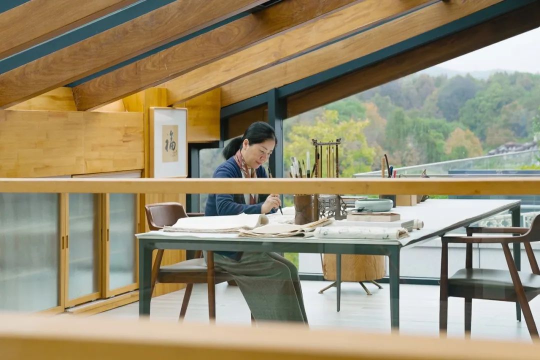 他用古法造400平方米房子,他用古法造400私宅